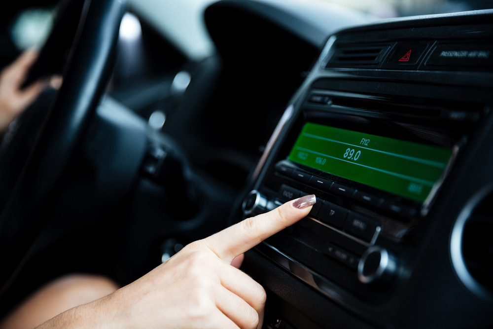 What to Look For in a Dependable Radio Advertising Agency image